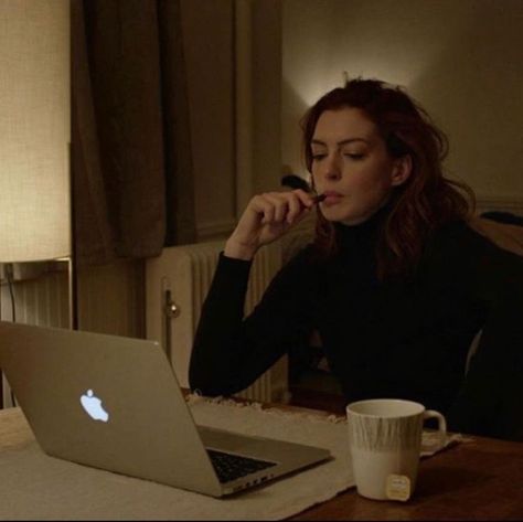 🦌 on Twitter: "me deciding whether to study or give up even though i haven’t started yet… " Uni Life, Modern Love, Studying Inspo, Anne Hathaway, Study Hard, Study Inspiration, School Motivation, Future Life, College Life