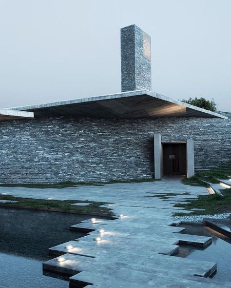 Sancaklar Mosque in #Istanbul, #Turkey, designed by @eaa_emrearolatarchitecture Photos by Cemal Emden, Thomas Mayer Via @festim.toshi… Sancaklar Mosque, Mosque Design, Mosque Architecture, June 19, Islamic Architecture, Istanbul Turkey, Beautiful Buildings, Landscape Architect, Contemporary Architecture