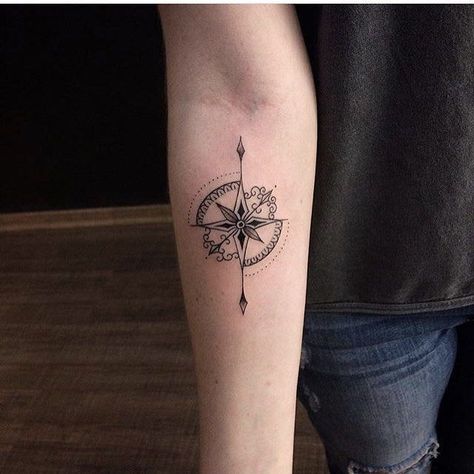 Like the size and placement - add more compass or mountain lines Mandala Compass Tattoo, Mandala Compass, Simple Compass Tattoo, Compass Tattoo Men, Compass Tattoo Design, Geniale Tattoos, Tattoo Desings, A Compass, Tattoo Feminina