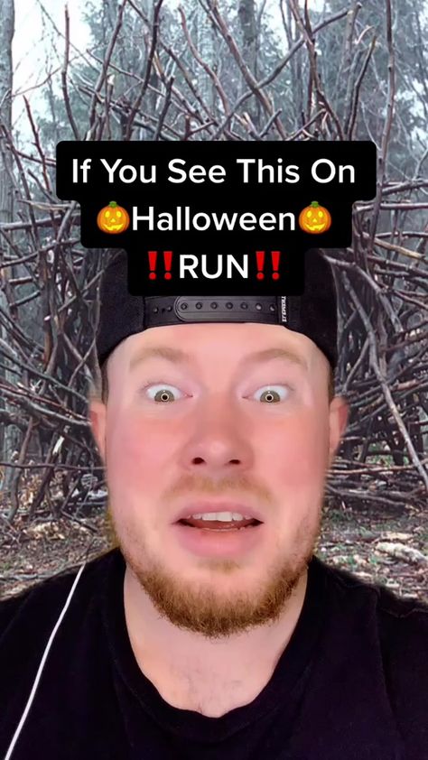 Creepy Facts Tik Tok Videos, Creepy Tiktok Videos, Scary Story Times Tiktok, Scary Tiktoks, Creepy Videos, Short Scary Stories, Scary Videos, Scary Story, Creepy Gif