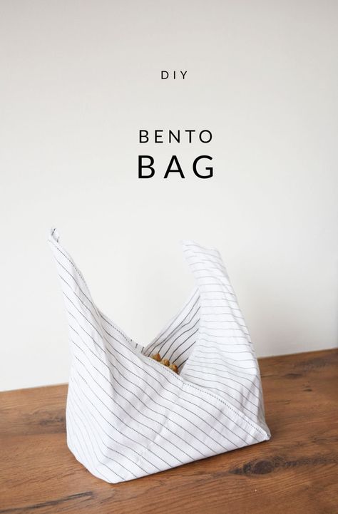 Bento Lunch Bag, Diy Lunch Bag, Bento Bag, Bento Bags, Sac Lunch, Work Diy, Creation Couture, Bento Lunch, Diy Couture