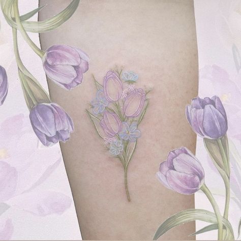 Cute Soft Tattoo, Pretty Colored Tattoos, Pastel Pink Tattoo, Pastel Tattoo Ideas, Pink Floral Tattoo, Purple Flowers Tattoo, Soft Tattoo Aesthetic, Ophelia Tattoo, Purple Flower Tattoo