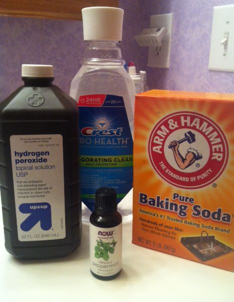 Finding Gems: DIY Mouthwash Peroxide Mouth Rinse, Diy Mouthwash Recipes, Hydrogen Peroxide Mouthwash, Teeth Whitening Mouthwash, Diy Mouthwash, Diy Shampoo Recipe, Homemade Mouthwash, Baking Soda For Hair, Mouth Wash