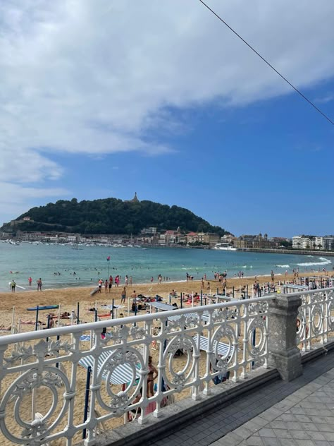 Spain San Sebastian, San Sebastian Spain Aesthetic, Saint Sebastian, Summer Abroad, Spain Aesthetic, San Sebastian Spain, St Sebastian, Euro Summer, Travel Nursing