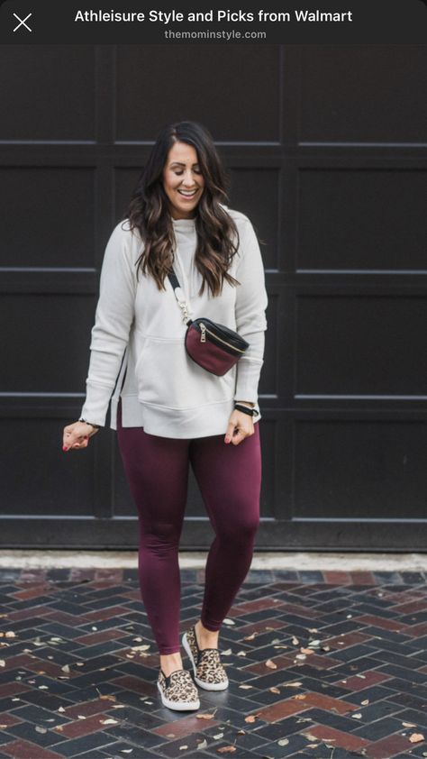 Burgundy Leggings Outfit Fall, Burgundy Leggings Outfit Casual, Plum Leggings Outfit, Dark Purple Leggings Outfit, Burgundy Joggers Outfit, Outfit Pantalon Vino, Burgundy Leggings Outfit, Purple Leggings Outfit, Velvet Leggings Outfit