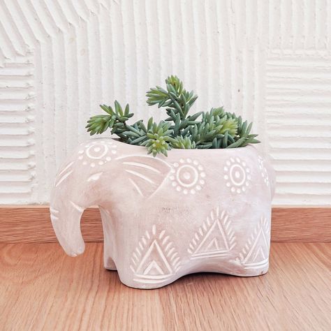 Rustic Terracotta Pots, Planter Clay, Elephant Plant, Handmade Statue, Painted Terra Cotta Pots, Personalized Greeting Cards, Terracotta Pot, Elephant Statue, Plant Lover Gift