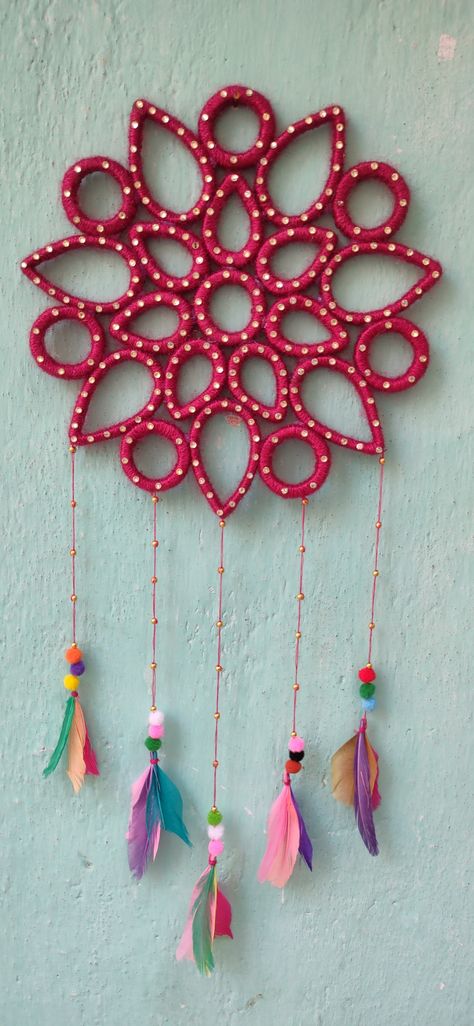 This dream catcher is made using waste newspaper and wool. This is a simple and easy way to decorate your walls Home Decor With Newspaper, Paint Crafts For Kids, Make Dream Catcher, Crafting Quotes, Crafts Aesthetic, Newspaper Wall, Craft From Waste Material, Wool Wall Hanging, Kids Craft Supplies