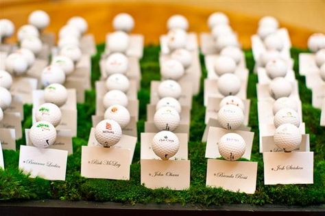 How darn cute are these? Golf Ball Seating Chart, Golf Seating Chart Wedding, Golf Partee, Golf Centerpieces, Golf Wedding Theme, Wedding Pallet, Bridal Themes, Wedding Seating Charts, Pelican Hill Wedding