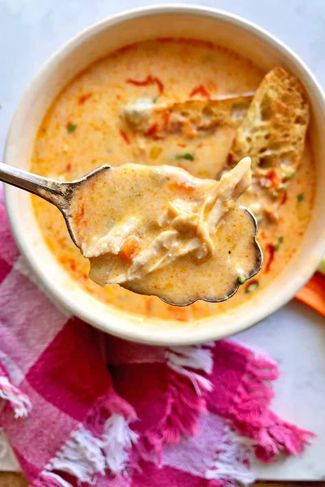 Chicken Wing Soup, Queso Soup, Dumpling Casserole, Keto Chicken Thigh Recipes, Chicken Salsa, Buffalo Chicken Soup, Low Carb Soup Recipes, Chicken Cooking, Cheese Cheddar