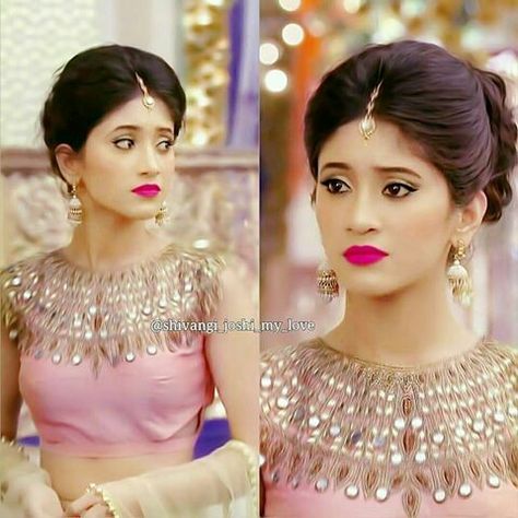 Naira Hairstyles In Yrkkh, Naira Kartik, Lehenga Hairstyles, Kaira Yrkkh, Chignon Wedding, Newborn Backdrop, Braided Updo Wedding, Indian Wedding Hairstyles, Quinceanera Hairstyles