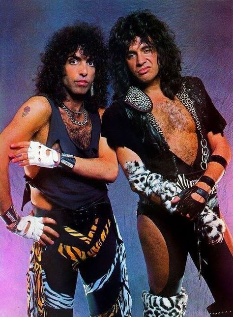 1984 Kiss Band 70s, Gene Kiss, Kiss 80s, Kiss Without Makeup, 70s Musicians, Banda Kiss, Paul Kiss, Gene Simmons Kiss, Eric Carr