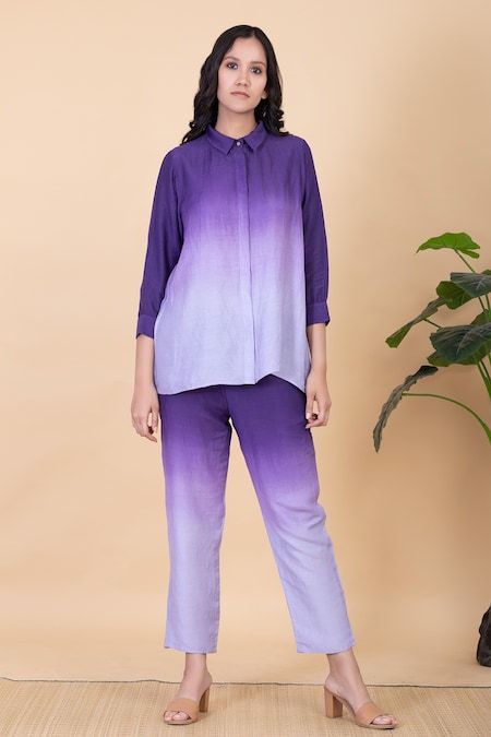 Buy Purple All Weather Pure Silk Plain Amber Ombre Shirt And Pant Set For Women by Chambray & Co. Online at Aza Fashions. Pant Outfits For Women, Co Ords Outfits, Ombre Shirt, Easy Dress Sewing Patterns, Sets Outfit, Kaftan Designs, Stylish Short Dresses, Shirt Pant Set, Designer Party Wear Dresses