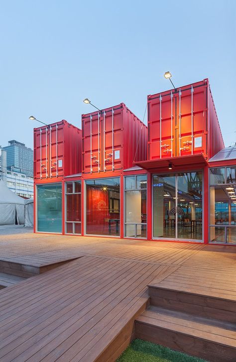 URBANTAINER extends the national theater company, korea Buy Shipping Container, Futurist Architecture, Shipping Container Design, Shipping Container Architecture, Shipping Container Cabin, Container Cafe, Shipping Container House Plans, Compact House, Container Buildings