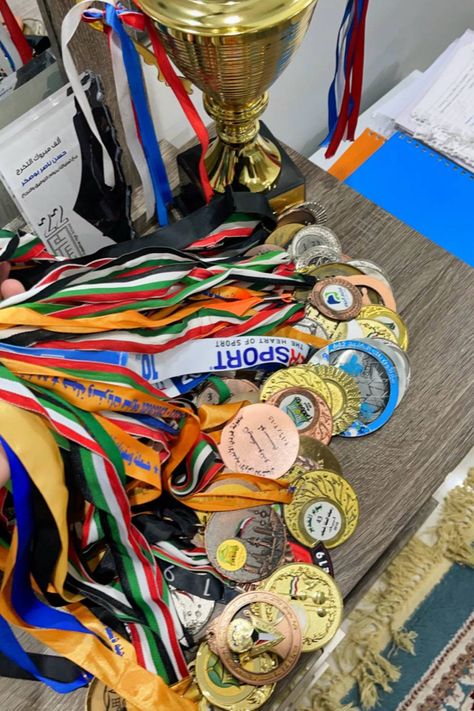 Track Medals Aesthetic, Soccer Medals, Basketball Medal, Basketball Trophies, Sports Trophy, Swimming Medals, Academic Awards, Swimming Motivation, Soccer Trophy