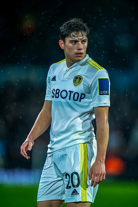 Leeds United Players, Leeds United Wallpaper, Leeds Football, Soccer Wallpapers, Leeds United Football, United Wallpaper, Leeds United Fc, Football Players Photos, Daniel James