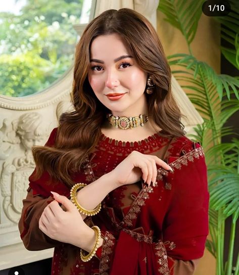 Hania Amir Pics For Dp, My Forever Person, Haniya Amir, Forever Person, Neelam Muneer, Best Couple Pics For Dp, Pakistani Formal Dresses, Hania Amir, Gals Photos