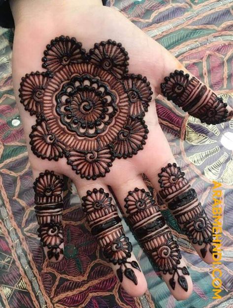 50 Front Hand Mehndi Design (Henna Design) - October 2019 Mehndi Designs Till Palm, Mahandi Disine Front Hand Simple, Mehndi Designs Left Hand Palm, Mehndi Designs Front Hand Tikki, Esay Mehedi Design Front Hand, Medhni Design Front Hand, Circular Mehndi Designs Front Hand, Simple Mahandi Disine, Mhndi Dsgns Simple Front Hand