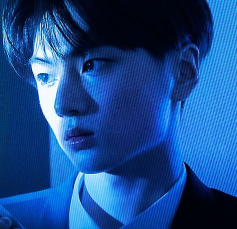 Jay Enhypen Blue Aesthetic, Jay Blue Aesthetic, Jay Blue Icon, Phone Blue Icon, Kpop Cybercore Icons, Jay Enhypen Blue, Enhypen Blue Aesthetic, Enhypen Cybercore, Kpop Blue Icon