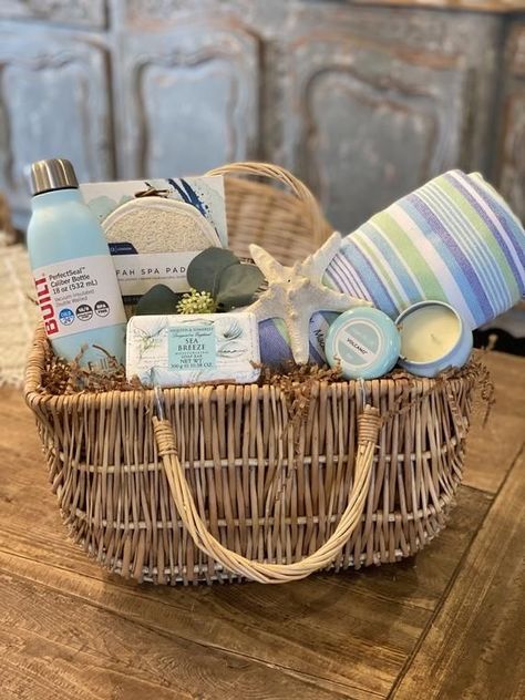 Vacation Gift Basket, Beach Bag Gift Basket, Beach Gift Basket, Relaxation Gift Basket, Summer Gift Baskets, Capri Blue Candle, Luxury Gift Basket, Beach Bag Gift, Welcome Basket