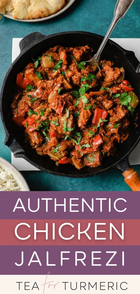 Chicken Jafreezi, Chicken Jalfrezi Recipe Indian, Chicken Jalfrazie Recipe, Traditional Indian Curry, Pakistani Dinner Recipes, Pakistani Curry Recipes, Chicken Curry Recipe Indian Authentic, Indian Crockpot Recipes, Chicken Jalfrezi Recipe Pakistani