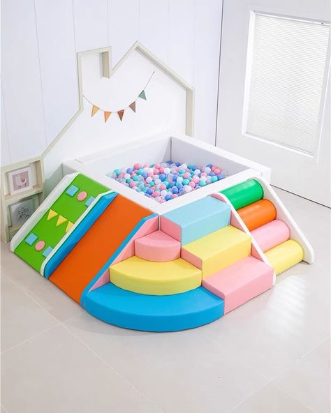 Ball pit with climber&slide Daycare Business, Kindergarten Interior, Starting A Daycare, Soft Play, Ball Pit, September 2, Stacked Bangles, Play House, Kids Playroom