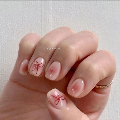 Minimal Nails Art, Fake Nails Designs, Asian Nails, Hello Nails, Hippie Nails, Subtle Nails, Nail Box, Minimal Nails, Simple Gel Nails