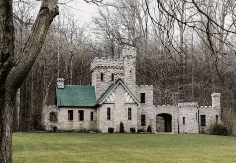 Ohio Destinations, Homestead House, Nature Education, Northeast Ohio, Nature Preserve, Lake Erie, Abandoned Buildings, Cleveland Ohio, Fun Day