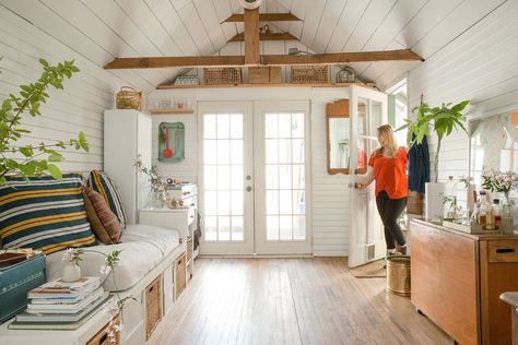 We love a creative workaround, especially when it involves small spaces. (Let’s be real, any measure taken to gain a little more square footage is okay by us.) But we’ll admit that when we first spotted Rebekah Carey of A&B Creative’s #bittyberkeleybungalow on Instagram, we were totally Garage To Living Space, Small Bungalow, Converted Garage, Garage Bedroom, Short Bus, Small Garage, Garage Remodel, Farmhouse Side Table, Garage Apartments