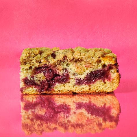 Cherry Crumb Cake Recipe, Cherry Crumb Cake, Crumb Cake Topping, Crumb Cake Recipe, Tart Cherries, Sweet Tart, Sour Cherry, Crumb Cake, Cherry Tart