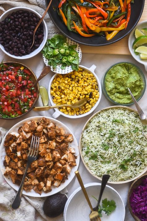 Taco And Burrito Bar, Chipotle At Home Bowls Recipe, Veggie Bowl Chipotle, Burrito Bowl Party, Chipotle Style Burrito Bowl, Chipotle Bar At Home, Burrito Bowl Bar Parties, Chipotle Bowl Vegetarian, Burrito Recipe Chipotle