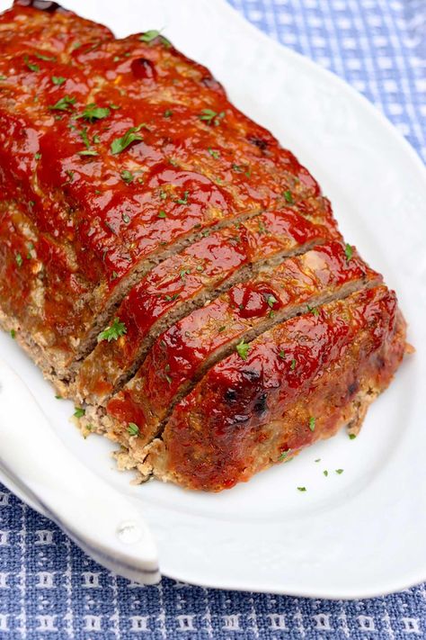 Family Favorite Glazed Meatloaf recipe offers prep ahead convenience and tips for a perfectly shaped loaf Meatloaf Glaze Recipe, Turkey Meatloaf Healthy, Brown Sugar Meatloaf, Meatloaf Glaze, Smoked Meatloaf, How To Make Meatloaf, Delicious Meatloaf, Turkey Meatloaf Recipes, Homemade Meatloaf