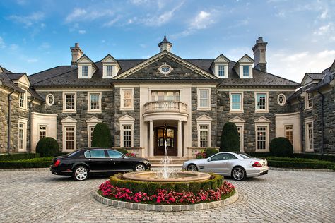 Mansion Homes, Stone Mansion, Dream Mansion, Mega Mansions, Luxury Garden, Mansions Luxury, Mansions Homes, Luxury Homes Dream Houses, Trendy Home