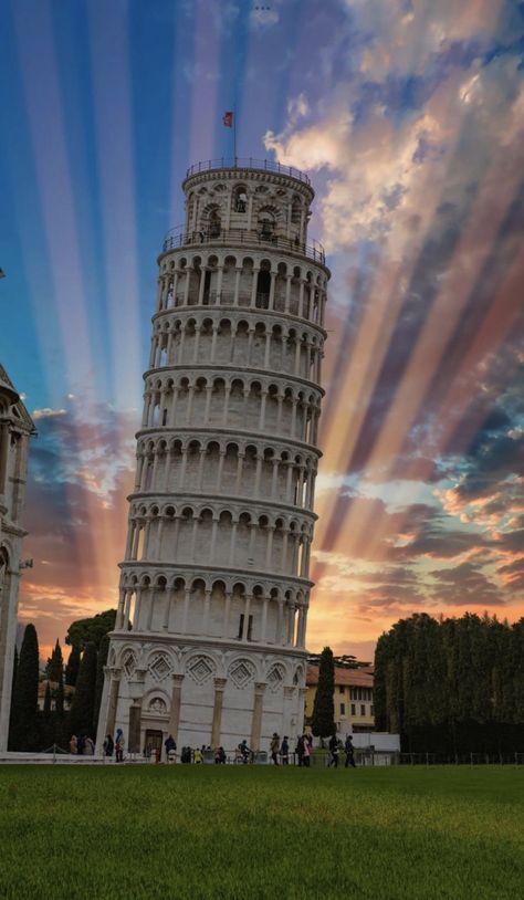 Italy Photography Aesthetic, Italy Nature, Pisa Tower, Eiffel Tower Photography, Pisa Italy, Tower Of Pisa, Places In Italy, Italy Photography, Italy Aesthetic