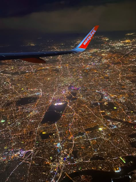 London Flight View, London Plane View, City Plane View, London From Airplane, London Flight, Flight To London, Sky London, Plane Window View, Night Flying