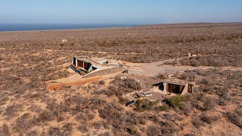 Concrete Wall Design, Hidden House, House Of The Rising Sun, Concrete Architecture, Baja California Sur, Brutalism, Desert Landscaping, Grey Walls, Natural Living