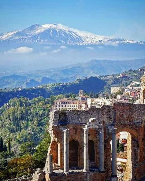 Greek Theater, Etna Volcano, European Bucket List, Visit Sicily, Italy Vibes, Palermo Italy, Isle Of Capri, Mount Etna, Bucket List Vacations