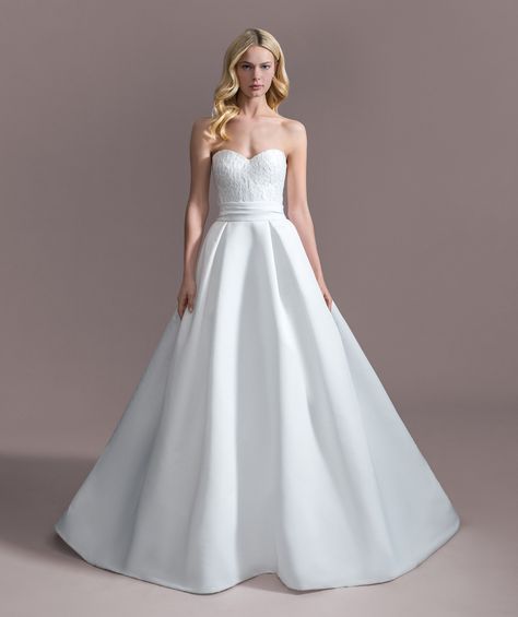 Style 4955 Eden Allison Webb bridal gown - Snow blended faille ballgown with box pleats and pockets. French lace corset bodice with modified sweetheart neckline, ruched waistband with detachable cumberbund and bow, chapel train. Allison Webb, Wedding Dresses Kleinfeld, Wedding Atelier, Jlm Couture, Kleinfeld Bridal, Wedding Dress With Pockets, Dress Measurements, Ball Gowns Wedding, Ball Gown Wedding Dress