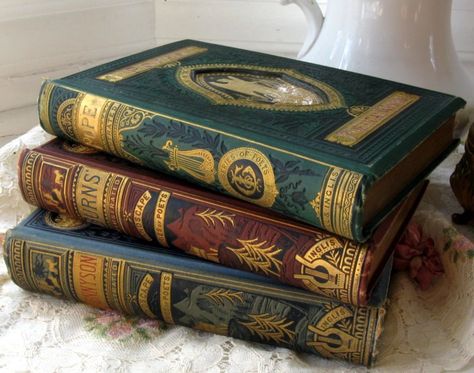 beautiful stack of books Decorating With Books, Victorian Books, Book Spine, Vintage Book Covers, Beautiful Book Covers, Books Art, Beautiful Cover, World Of Books, Antiquarian Books