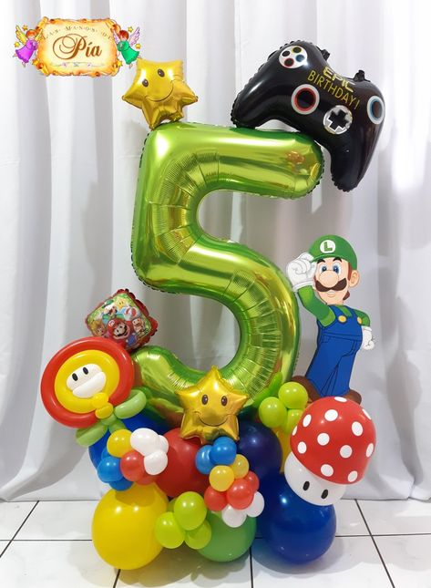 Super Mario Bros Balloon Bouquet, Super Mario Balloon Bouquet, Mario Birthday Balloons, Mario Balloons, Pokemon Balloons, Super Mario Brothers Birthday, Mario Brothers Birthday Party, Mario Bros Birthday Party Ideas, Mario Bros Cake