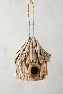 Driftwood Birdhouse, Birdhouse Garden, Driftwood Diy, Driftwood Art Diy, Driftwood Projects, Driftwood Decor, Driftwood Crafts, Rope Crafts, Beach Crafts