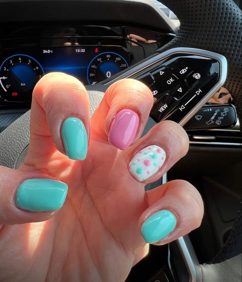 Turquoise Pink Nails, Pink Turquoise Nails, Pink And Teal Nails Design, Turquoise And Pink Nails, Turquoise Summer Nails, Teal And Pink Nails, Pink And Turquoise Nails, Teal Nail Designs, Teal Nails