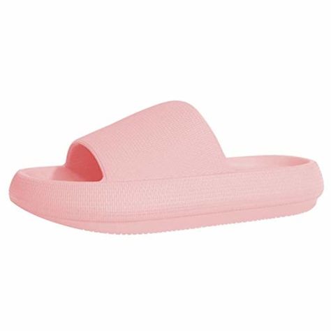 Pillow sandals, slippers, slides: TikTok's most cozy trend of 2021 Kendall Jenner And Bella Hadid, Pillow Slippers, Coach Pillows, Lip Masks, Shower Sandals, Flare Legging, Summer Slide, Laneige Lip Sleeping Mask, Power Ring