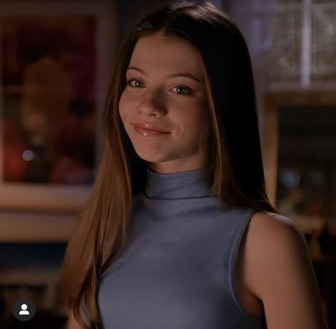 Michelle Trachtenberg Now, Georgina Sparks, 2000s Girl, Roselyn Sanchez, Michelle Trachtenberg, Celebrity Look Alike, Model Aesthetic, Zoe Saldana, Jessica Biel