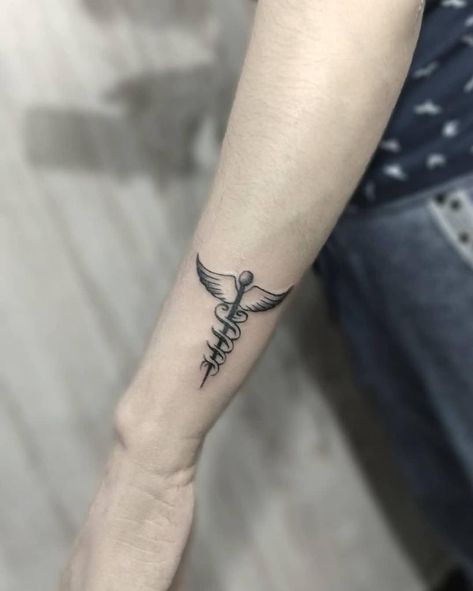 Caduceus Tattoo Men, Medicine Symbol Tattoo, Caduceus Tattoo Feminine, Tattoo For Doctors, Medicine Tattoo Doctor, Pharmacy Tattoo Ideas, Doctor Tattoo Ideas, Healthcare Tattoos For Women, Medicine Tattoo Ideas