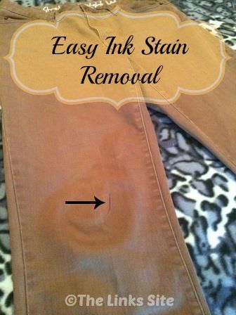 This is such a handy tip for when you get a pen mark or ink stain on your clothes! thelinkssite.com How To Get Pen Out Of Fabric, Ink Out Of Clothes, Cleaning Hacks Bathroom, Ink Stain Removal, Stain Remover Clothes, Bathroom Cleaning Tips, Kitchen Cleaning Tips, Dusting Spray, Pen Stain