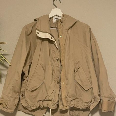 Cute parachute jacket Parachute Jacket, The Social, Fashion Home Decor, Jackets For Women, Fashion Home, Buy And Sell, Plus Size, Outfit Inspo, Plus Fashion