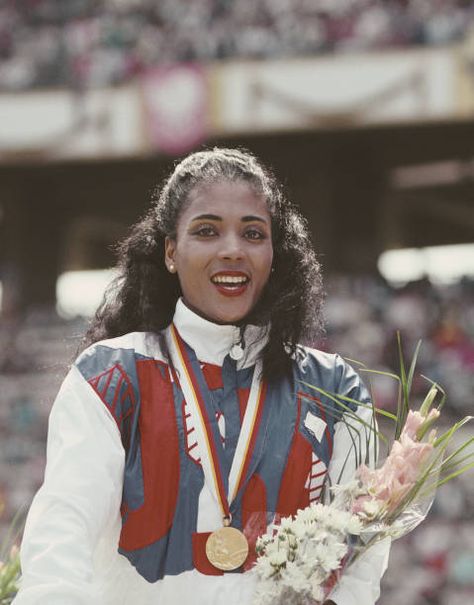 Florence Griffith Joyner, Flo Jo, Nba Uniforms, Field Athletes, Summer Olympic Games, Olympic Athletes, Summer Games, Sports Stars, Summer Olympics