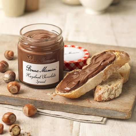 Introducing New Hazelnut Chocolate Spread | Bonne Maman Butter Cookies Photography, Peanut Butter Photography, Oaty Biscuits, Chocolate Photography, Peanut Butter Brands, Chocolate Macaron, Hazelnut Chocolate, Oat Cookies, Chocolate Spread