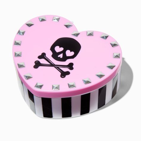 Claire's Halloween Heart Skull Storage Box Kawaii Goth Decor, Pink Goth Decor, Pink Goth Room, Pastel Goth Home Decor, Pink Emo, Halloween Heart, Heart Skull, Pink Goth, Goth Home Decor