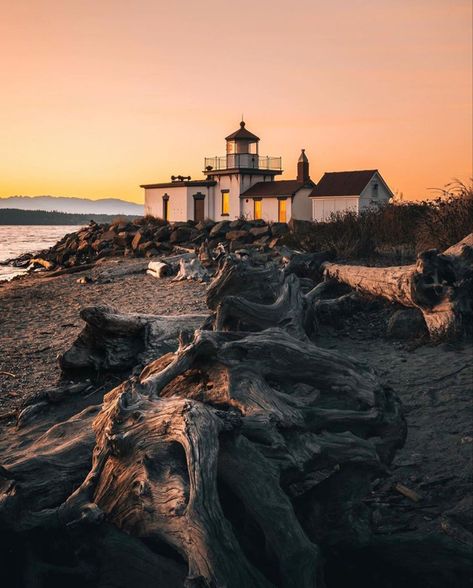 Visit Seattle on Instagram: “Discovery Park is Seattle’s largest public park and contains 11.81 miles (19.01 km) of walking trails. The lighthouse is the westernmost…” Seattle Vacation, Washington Seattle, Seattle Travel, Visit Seattle, Evergreen State, Park Landscape, Public Park, Emerald City, The Lighthouse